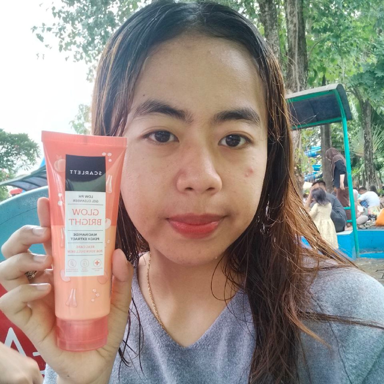 Low pH Glow Bright Gel Cleanser imgfdn-28b0bb88-f190-4f75-a192-22c785809051