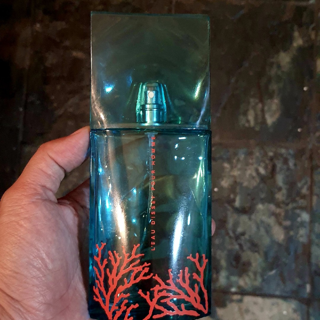 L'eau D'issey for Men - - imgfdn-4dbade43-6d49-47f4-8b03-57d98dcb2620