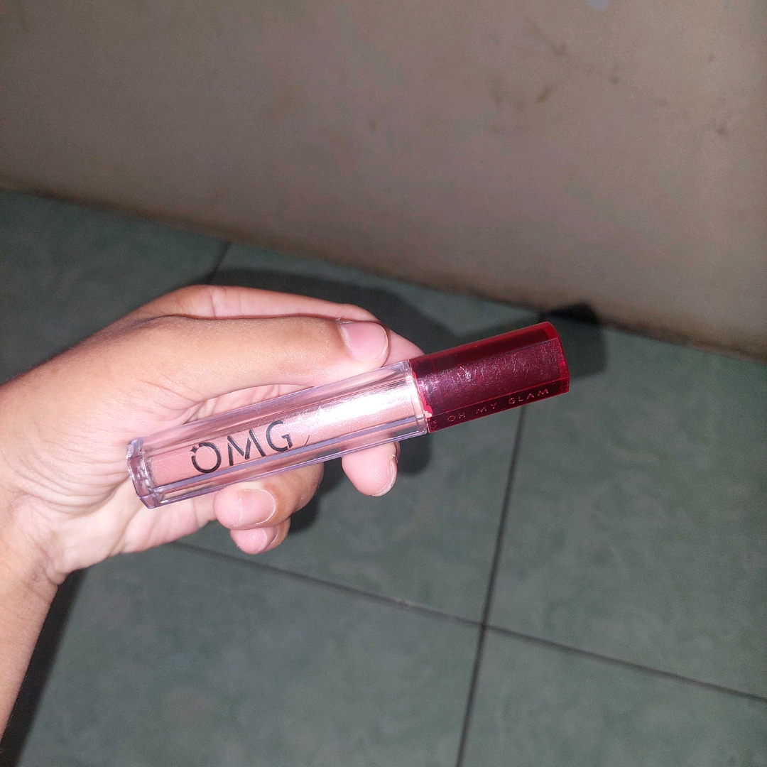 Oh My Glam Mattelast Lip Cream - 13 Latte imgfdn-efed8e9c-a1d2-4f3a-8011-375d880fddeb