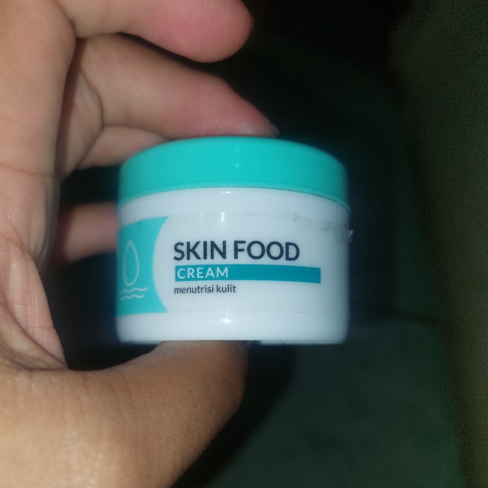 Skin Food Cream imgfdn-a4949744-92ea-4429-aa12-8ea55ea9cfc6