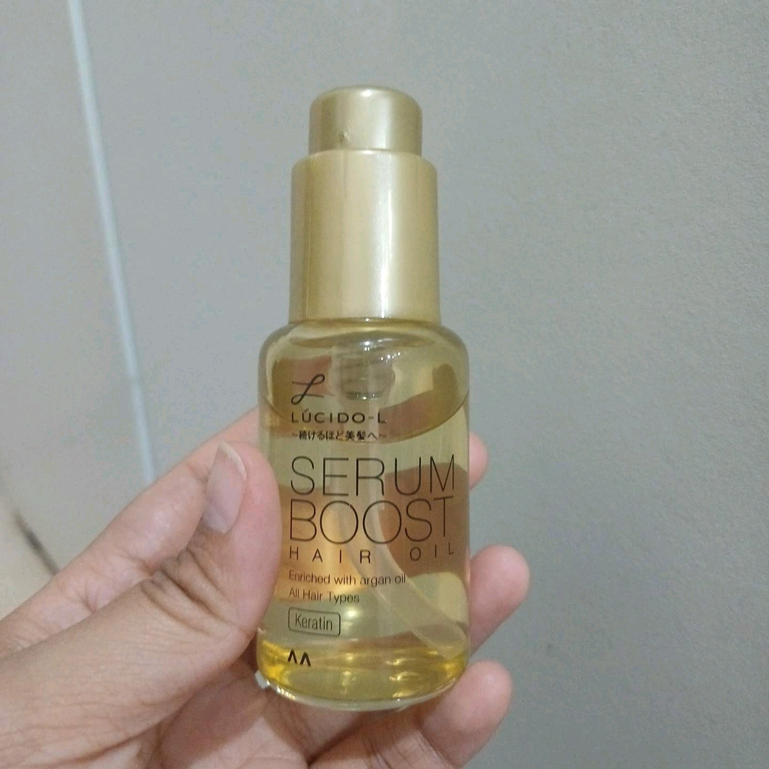 Serum Boost Hair Oil imgfdn-c100a04d-5977-4638-a673-6c636f678d8c