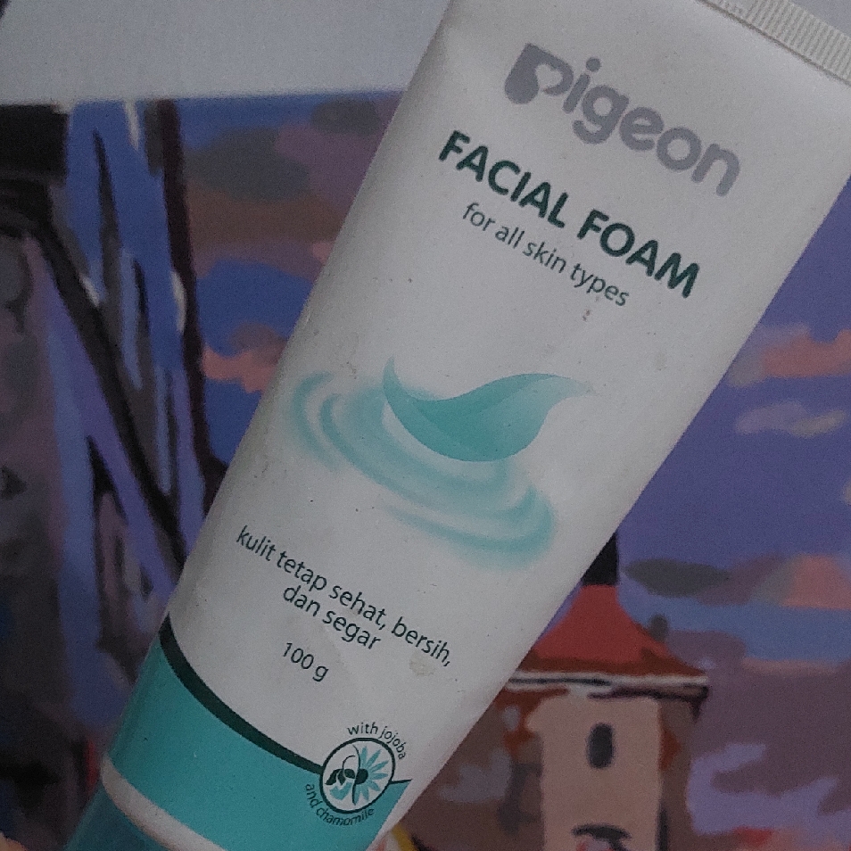 Facial Foam imgfdn-18765d9c-2390-41c5-b4b1-ec11ce1cd6fa