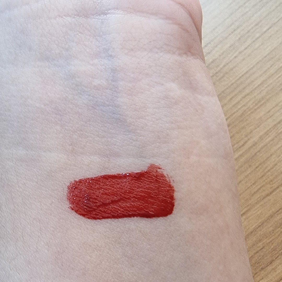 Moist Dew Tint - 06 Cherry Gelato imgfdn-2a0024fd-3efe-4d65-aa78-c061b98d0df4