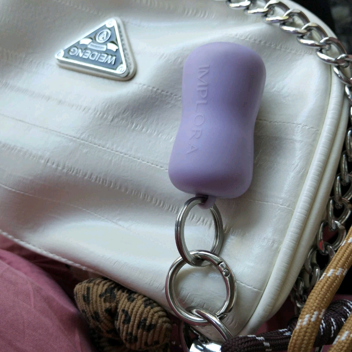 Day to Day Series Keychain Lip Bullet - 02 Habitual imgfdn-98efe79a-e4c6-425c-a9f6-b9462fac3729