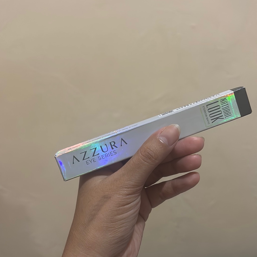 Natural Look Eyebrow Matic - Ash Black imgfdn-af7cea0b-9aaf-424f-98d7-1516cf0dccd6