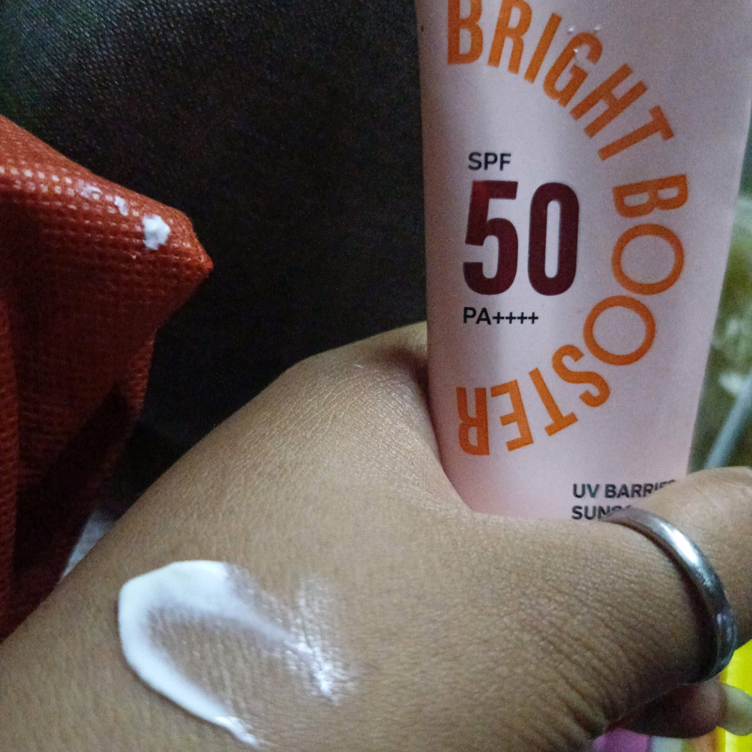 Bright Booster UV Barrier Sunscreen SPF 50 PA++++ imgfdn-13a2527a-bfc1-4b87-a1e1-6ecbc670d262