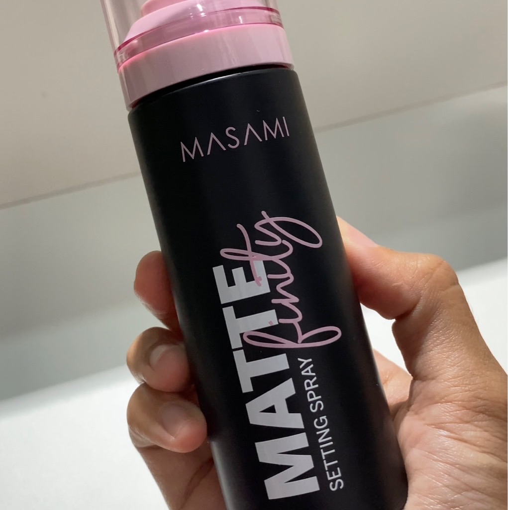 Mattefinity Setting Spray imgfdn-21e5168d-c698-43b9-b884-3ef6e1dc848a
