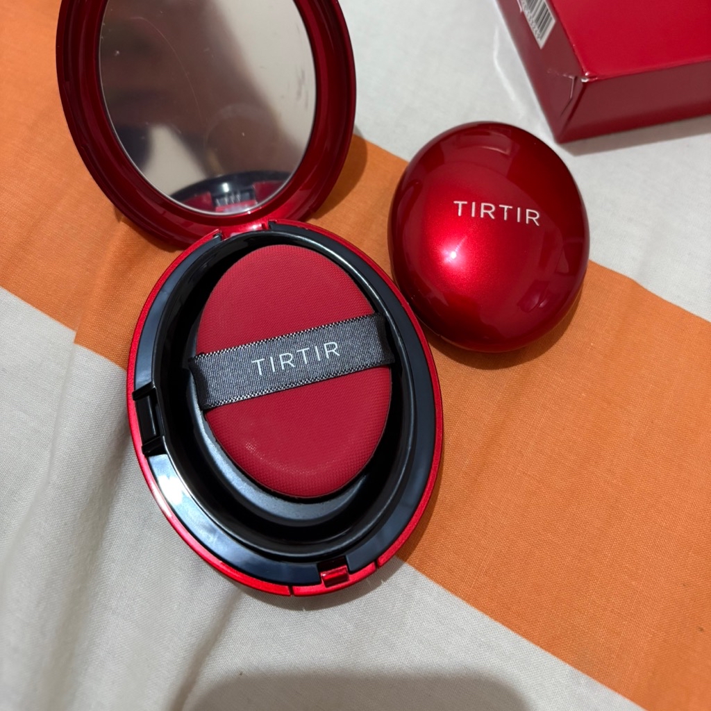 Mask Fit Red Cushion - 24N Latte imgfdn-585c03dc-2c19-4d6a-ad0a-8da21a7599ef