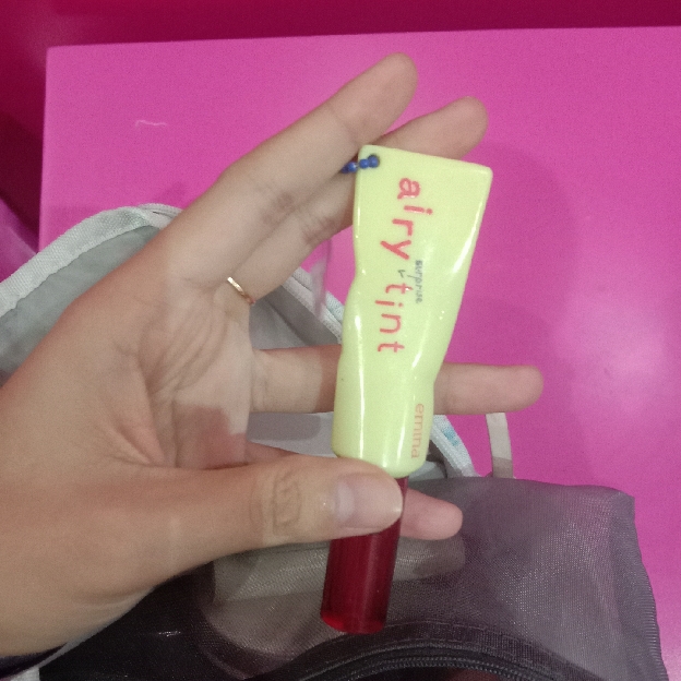 Airy Surprise Tint - 12 Fuzzhia imgfdn-87419a95-7d2c-4464-be77-3d057c692eb1