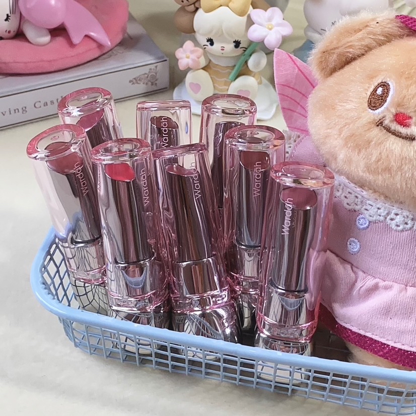 Glossicle Peptide Balm - 05 Berry Slushie imgfdn-94c92516-963f-4791-afc1-b4672881ba9b