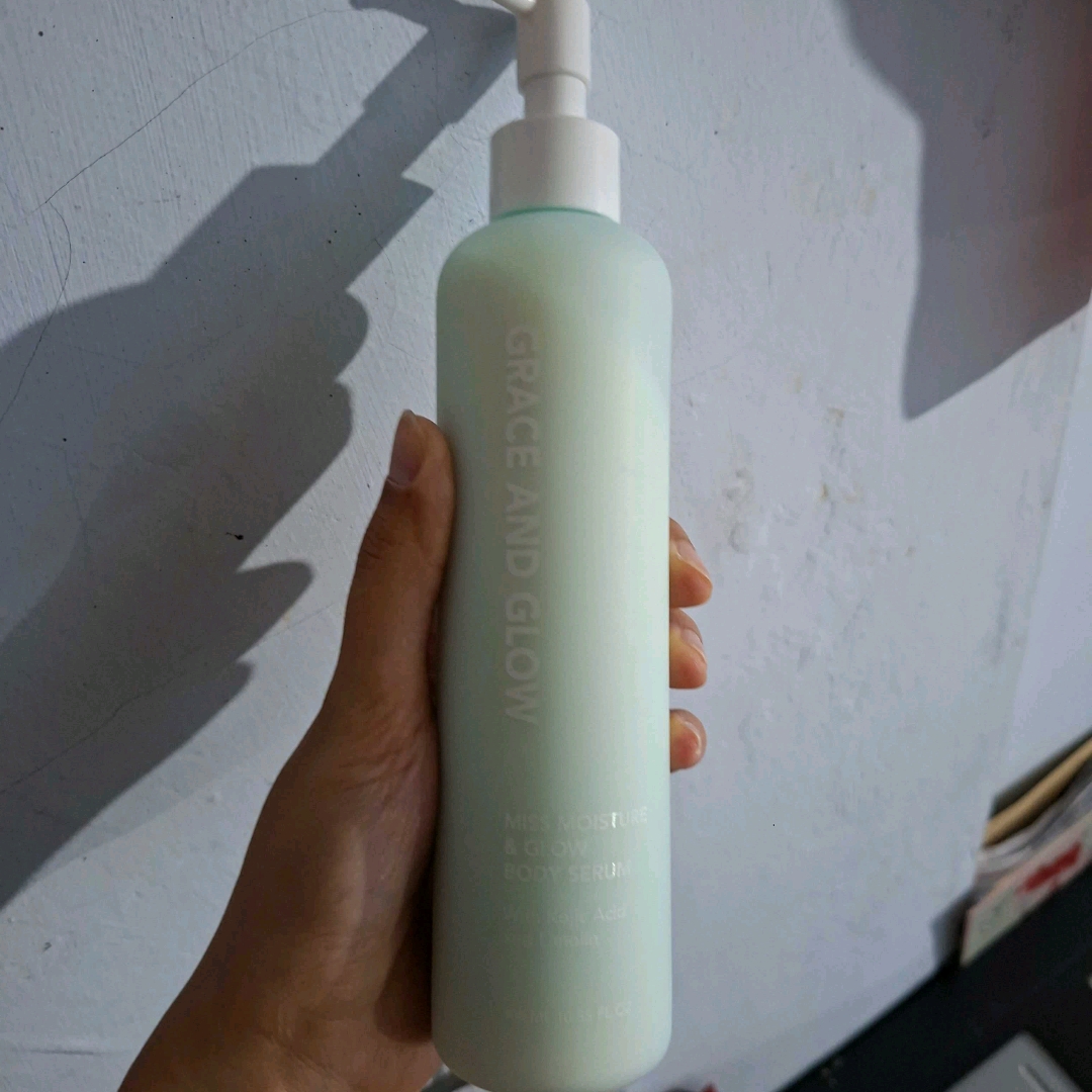 Miss Moisture & Glow Solution Body Serum imgfdn-80f4678f-4b64-432b-b6ff-1faeb53aa974