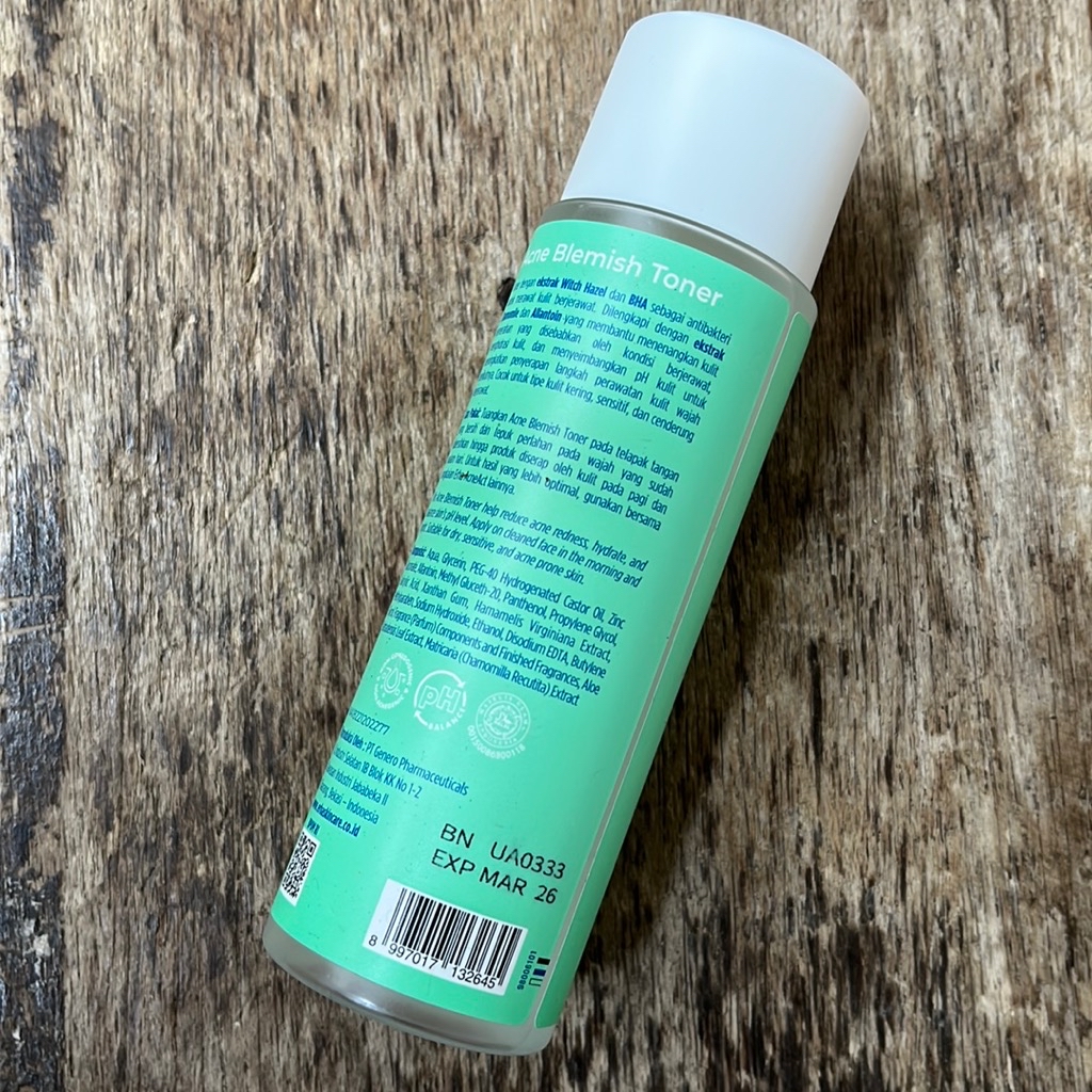 Acne Blemish Toner imgfdn-f3476fe3-a136-4adf-ab56-dbfde6244b32