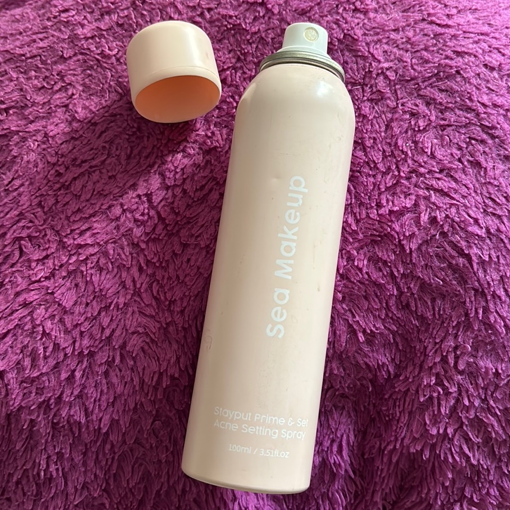 Stayput Prime & Set Continuous Setting Spray imgfdn-c7bfcfb5-78ed-4d1b-a336-9bfeb62a5c9a