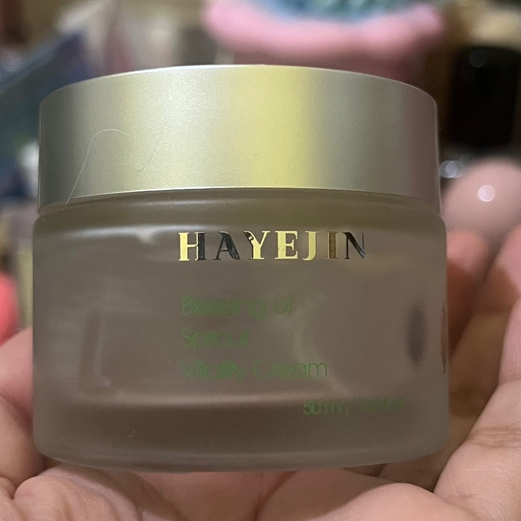 Blessing of Sprout Vitality Cream imgfdn-ce84ec98-eda7-4cc6-88d3-132a91f91615