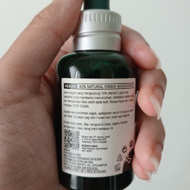 Vitamin C Glow Revealing Serum imgfdn-bacc17b1-381a-437f-9826-0b77944a516e