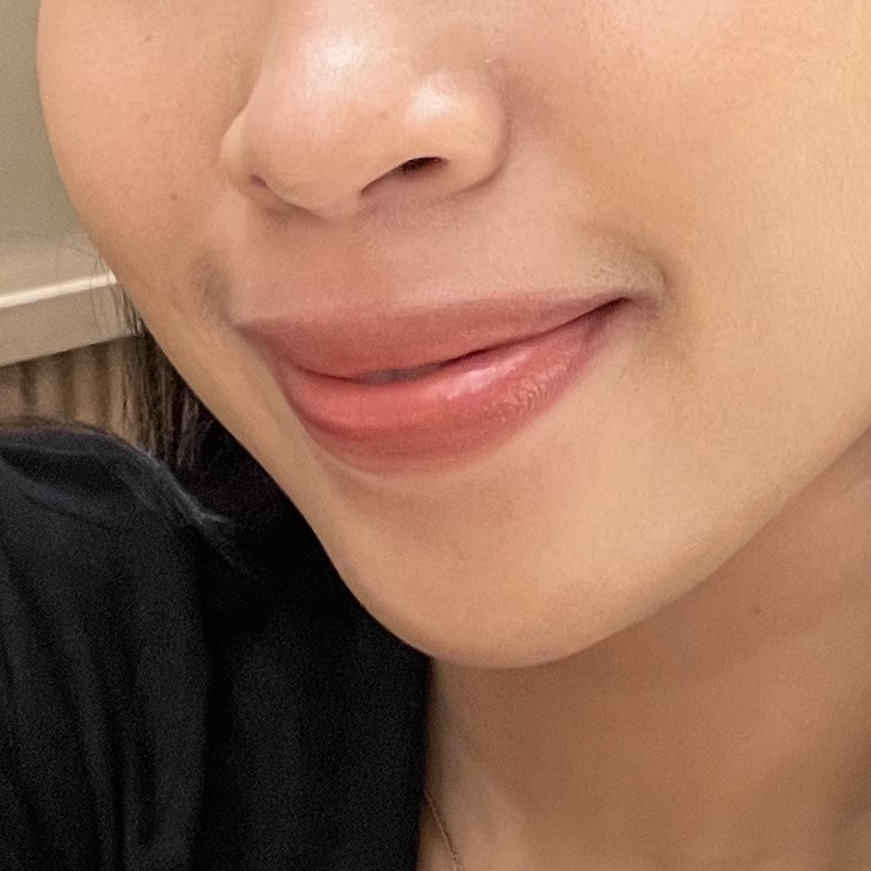 Hypergloss Lip Balm - Dear Lala imgfdn-b9ecc9d5-b8c6-4415-a6ae-260c968e102c