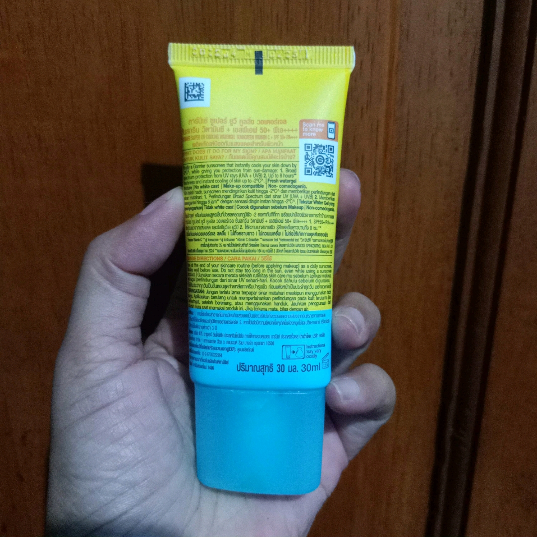 Super UV Cooling Watergel Sunscreen SPF 50+ Pa++++ imgfdn-7bef5974-4e34-4a43-997f-8c4028293b81