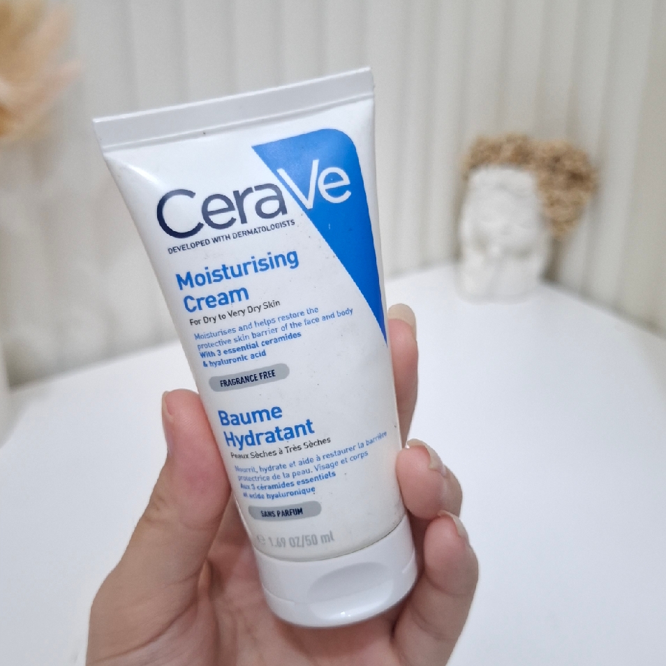 Moisturizing Cream imgfdn-cfc47b7e-b7f9-4de5-9b30-3f505e115323