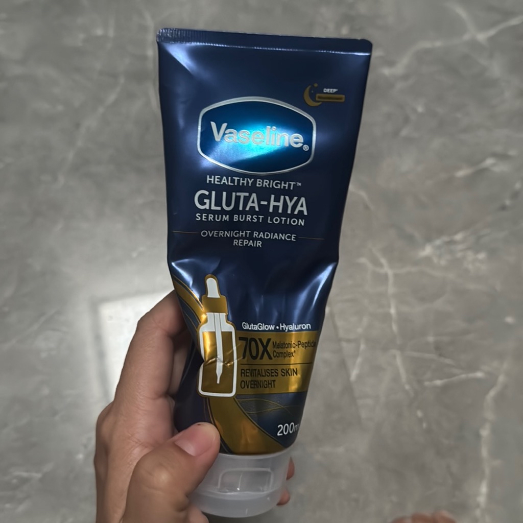 Healthy Bright Gluta-Hya Overnight Radiance Repair imgfdn-4d3b7870-c0c2-4553-9138-07f21aa3507b
