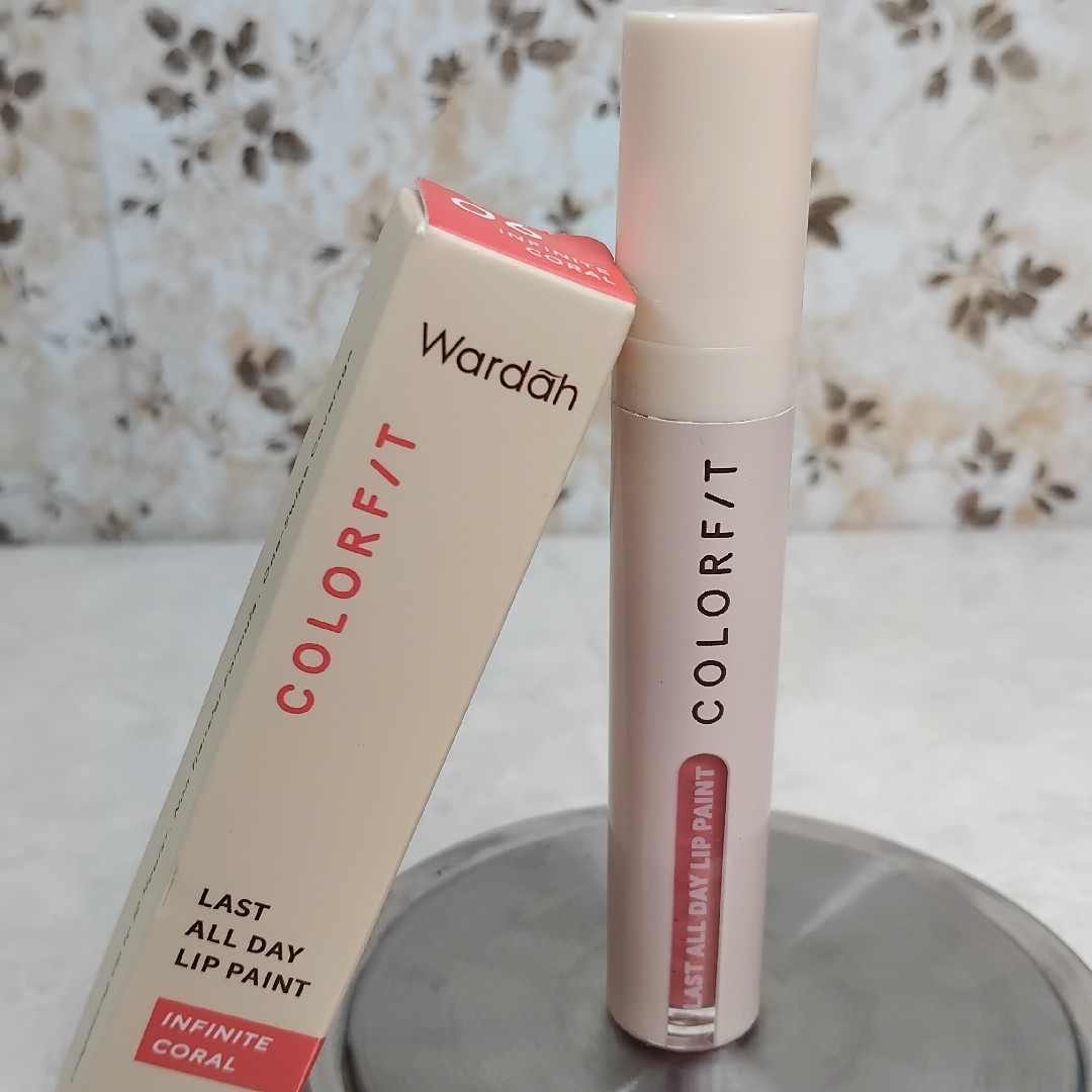 Colorfit Last All Day Lip Paint - Infinite Coral imgfdn-577b9912-03f8-4e13-b272-7a0ed5783786