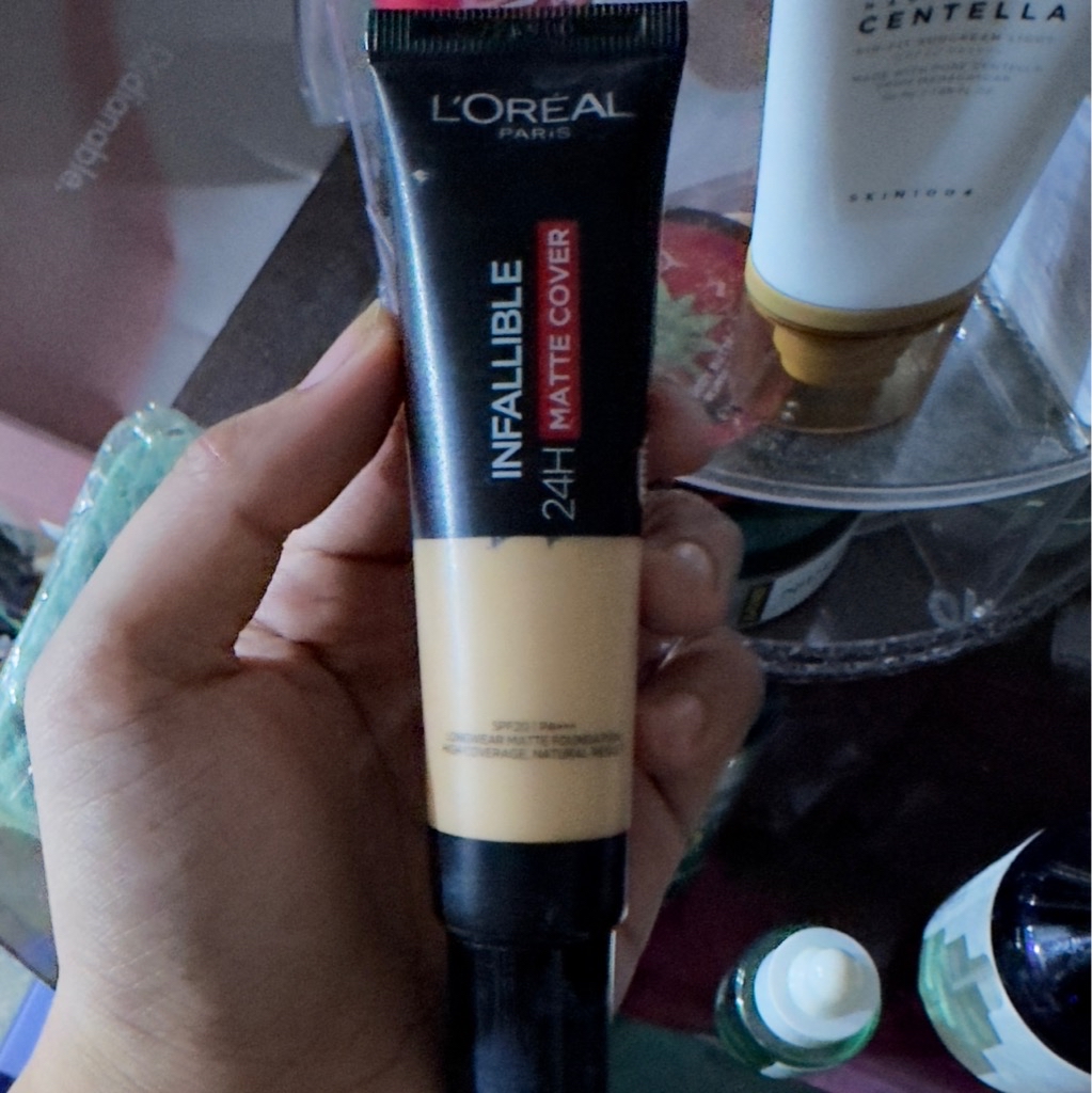 Infallible 24H Matte Cover Foundation - 30 Light Ivory imgfdn-87759359-1786-46e2-b0f6-367683c92b08