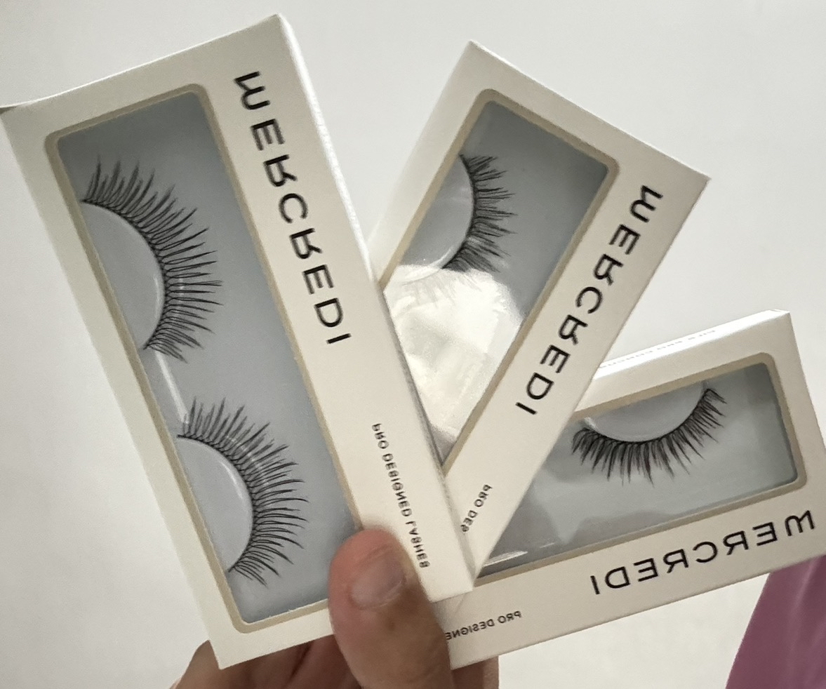 Luxe Upper False Eyelashes - 531 imgfdn-7a18780b-722d-4496-8e3e-72aa69f73d65