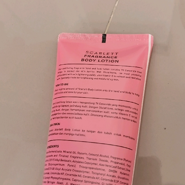 Fragrance Brightening Body Lotion - Loving imgfdn-b97d60bc-b298-4c63-b7f2-b47dd09883e2