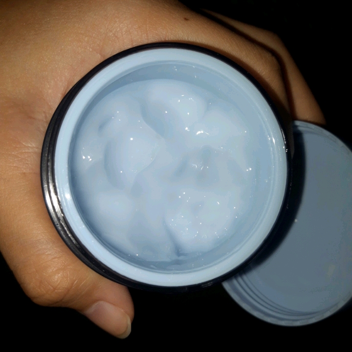 SymRadiance ® 399 Bright & Barrier Repair Moisture Gel imgfdn-dfba7c97-07a9-48a6-bfee-6ab56695a1eb