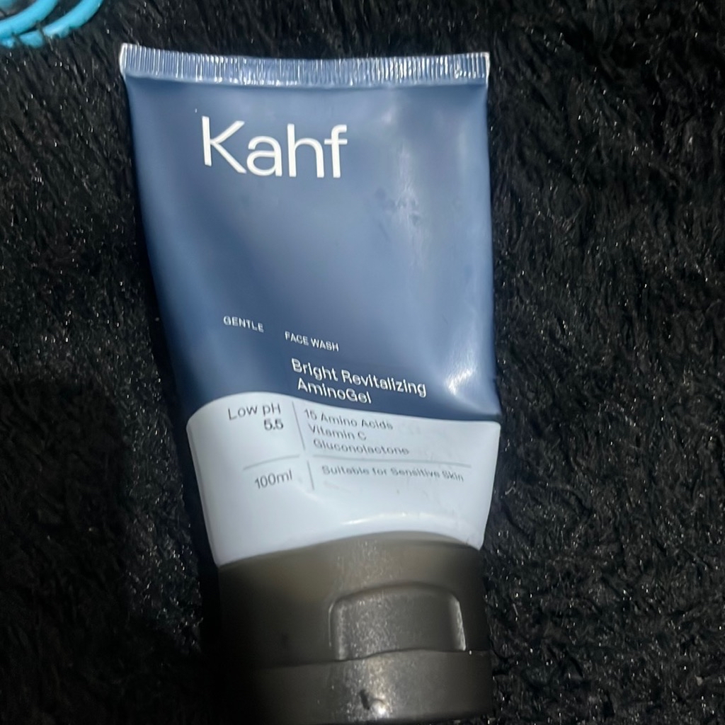 Face Wash Acne & Pore Cleanser Scrub imgfdn-562728b9-6a91-44a8-acf9-fad2816fd4b4