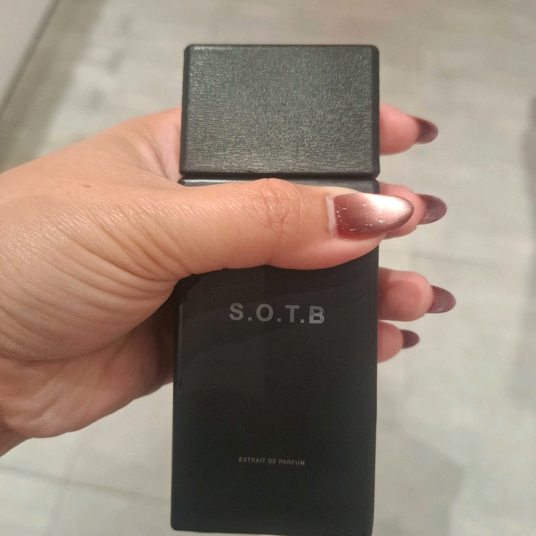 S.O.T.B Extrait de Parfum imgfdn-19308665-c00a-45d8-9682-1675b4020f2d