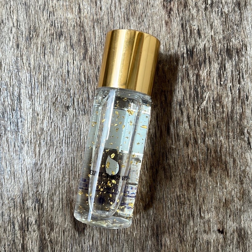 Age Defy Gold Water Essence imgfdn-5c91b529-7bd3-40ba-9ad9-2507c863dbfc