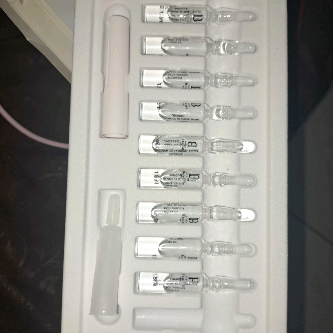 Booster Essential Niacinamide 4X Brightening Ampoule imgfdn-96f0871f-6c54-44c8-a1e9-6fe0b5a071fa