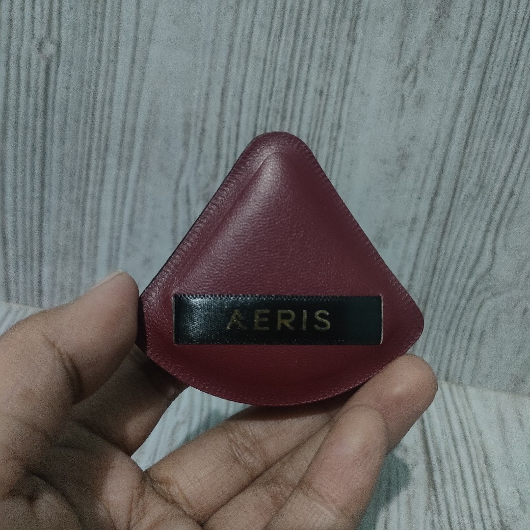 Cloud Conceal Puff - Merlot Noir imgfdn-be73184f-a518-4e8b-bed5-c05f80568cdf