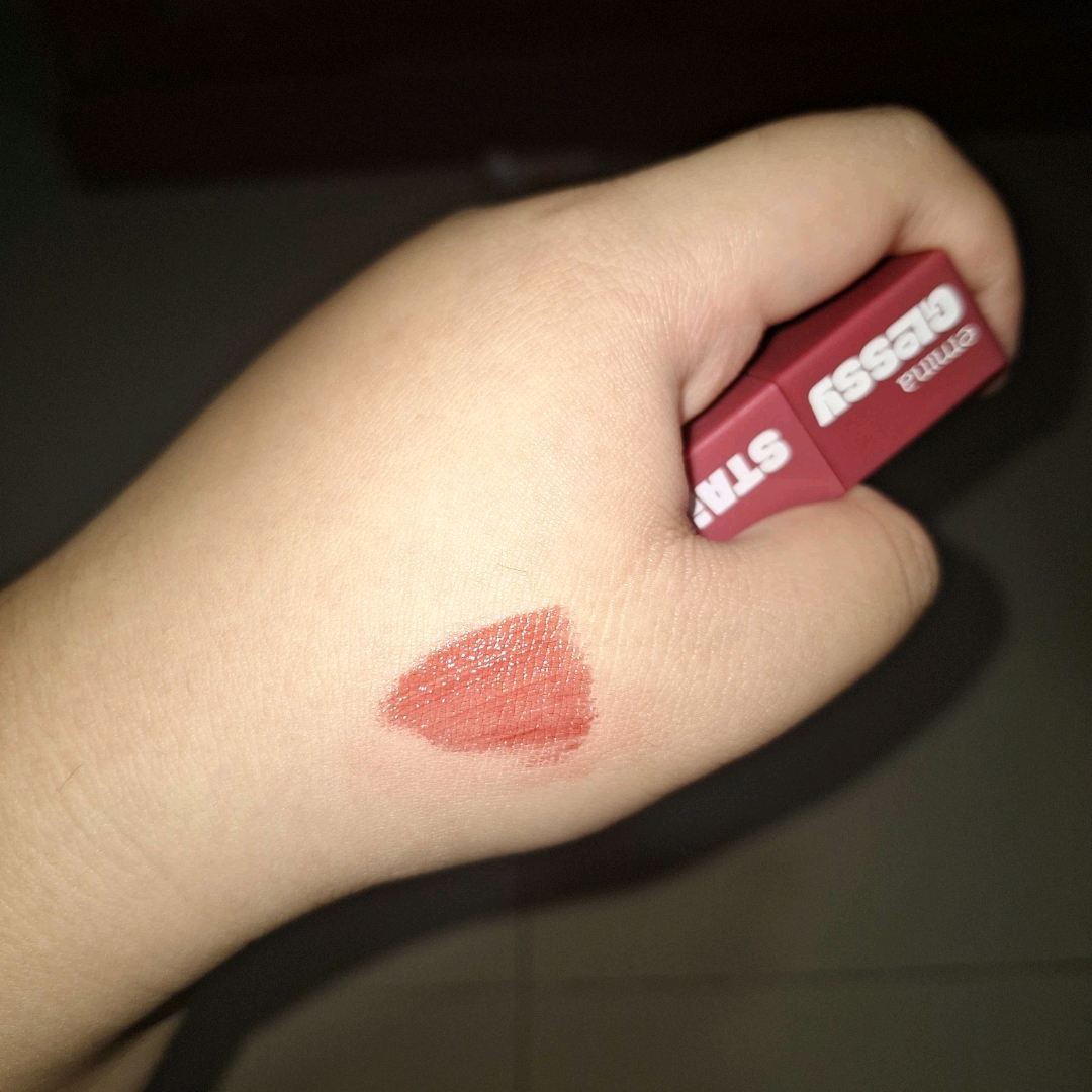 Glossy Stain - 01 Autumn Bell imgfdn-974b7427-1f54-4cfe-a5b0-bed23866fbb6