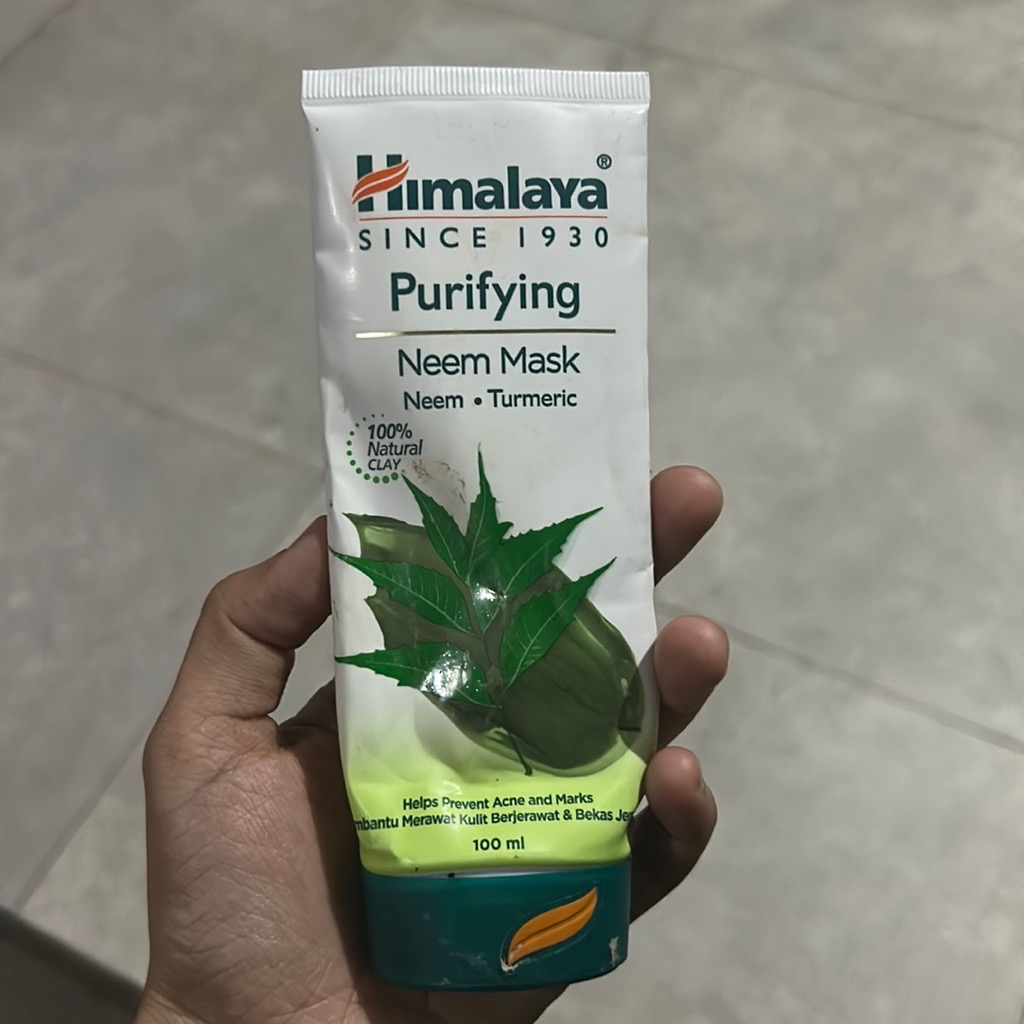 Purifying Neem Mask imgfdn-d376e676-6541-4622-a310-91d2c5de5903