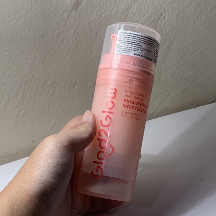 Pomegranate 5% Niacinamide Brightening Moisturizer imgfdn-ab77c185-a78d-4109-9a99-2408421dc536