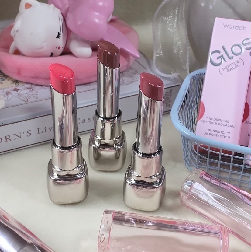 Glossicle Peptide Balm - 05 Berry Slushie imgfdn-a7a5e896-46d5-4084-b990-d3ee9a34f8ce