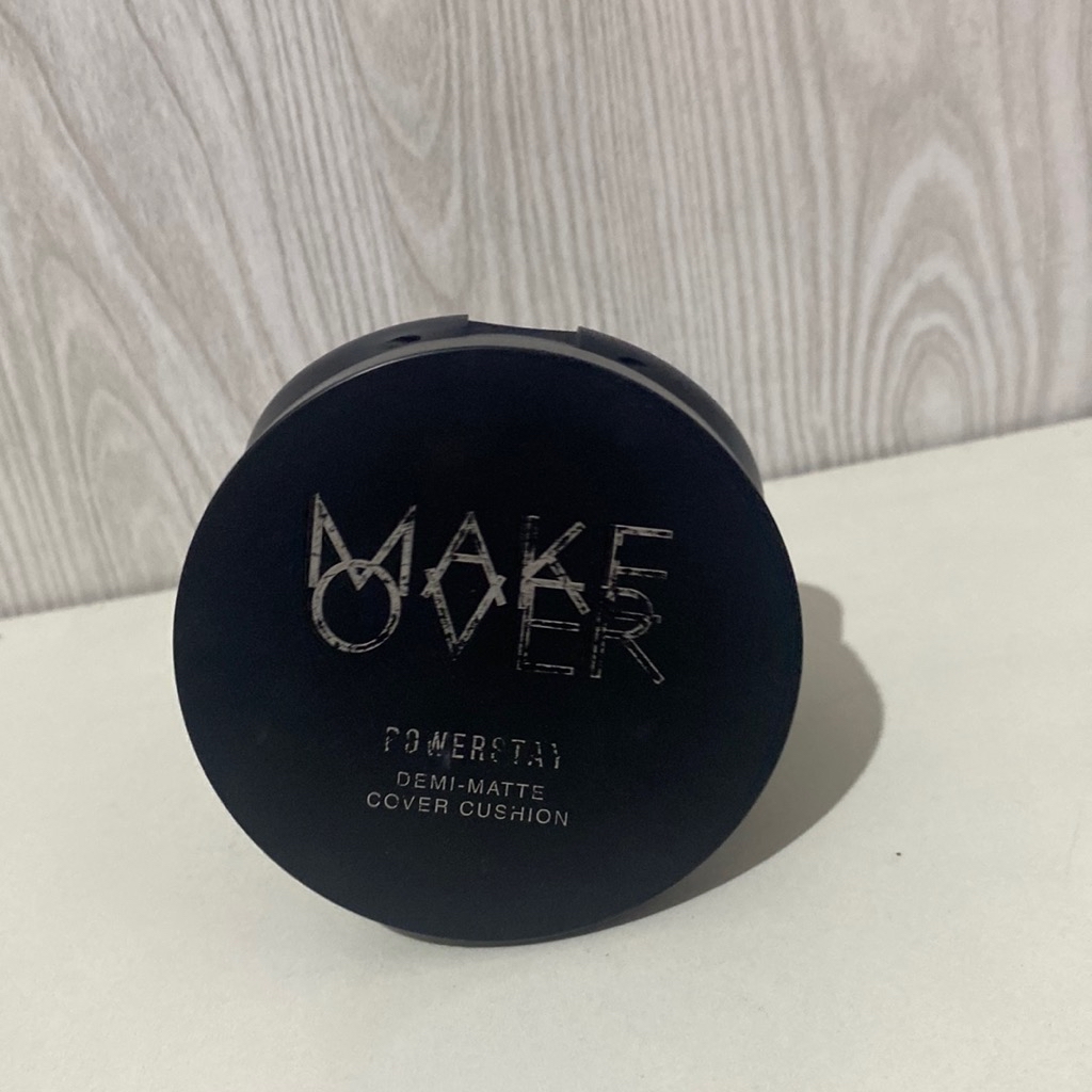 Powerstay Demi Matte Cover Cushion - W33 Honey Beige imgfdn-8b8c2da7-6fc9-42cb-be3f-bc6fb555531e