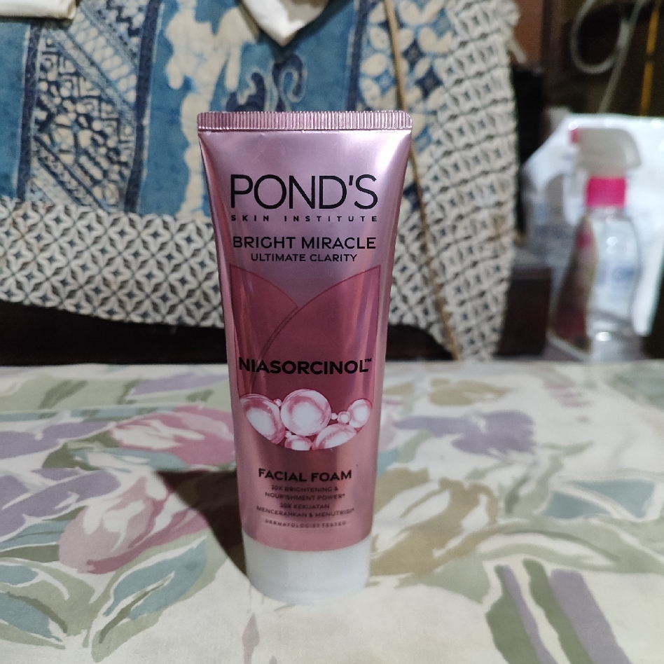 Bright Miracle Ultimate Clarity Facial Foam imgfdn-1afc98bd-1893-4f0b-b2c7-858775a62f14