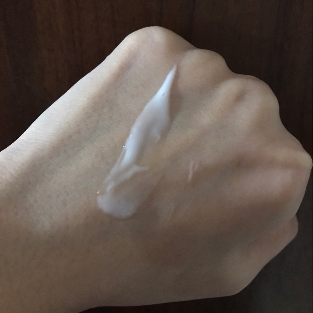 Hydrating Cream imgfdn-7ec2af01-799c-4a80-8c15-be4782cc4c47