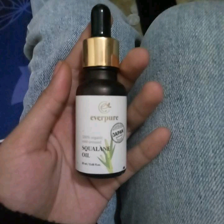 100% Organic Cold-Pressed Squalane Oil imgfdn-4637dd6d-cfe9-4ba8-9117-4633bba09a51