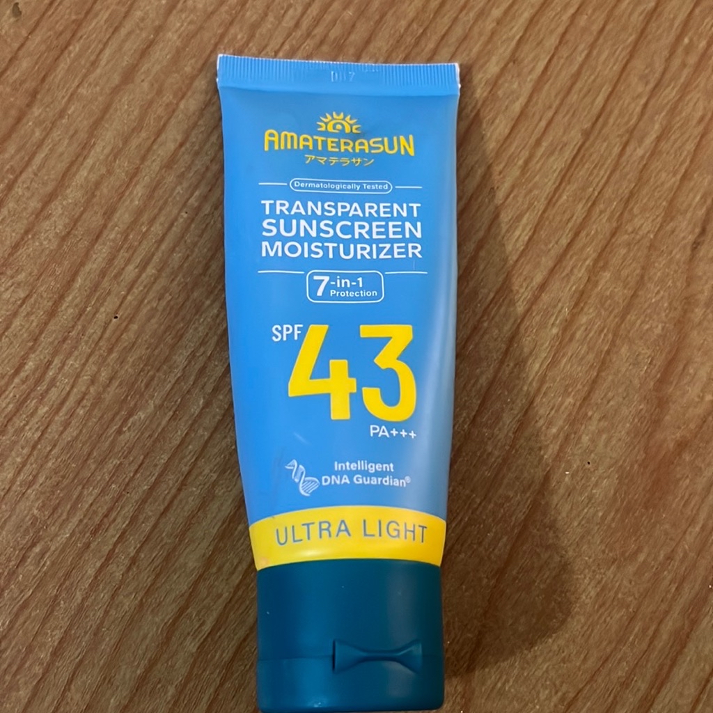 Transparent Sunscreen Moisturizer SPF 43 PA+++ imgfdn-15837dfb-f7c1-49ae-8b54-a3753bb455db