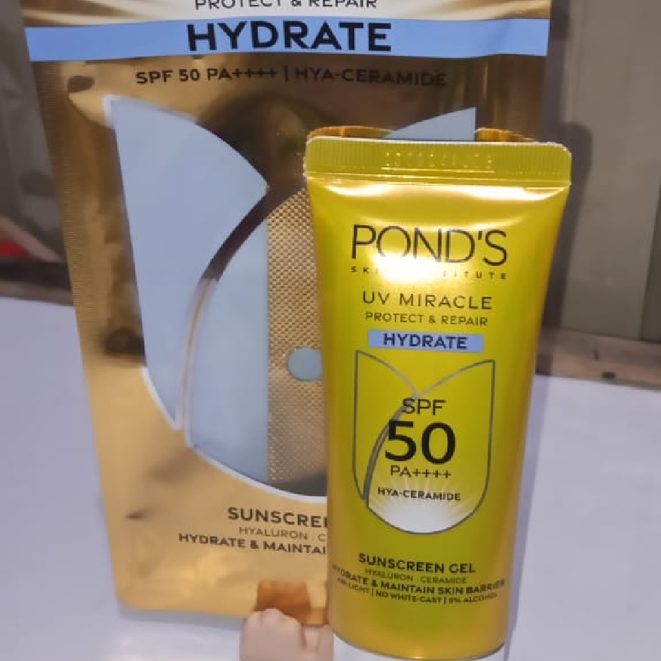 UV Miracle Protect & Repair Sunscreen Hydrate SPF50 imgfdn-8ecf6124-2d1b-4898-9f24-d2f9074d35f4