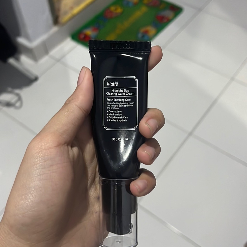 Midnight Blue Clearing Water Cream imgfdn-1c8b88f9-2a2d-4fda-8a73-7d9d5d932e2c
