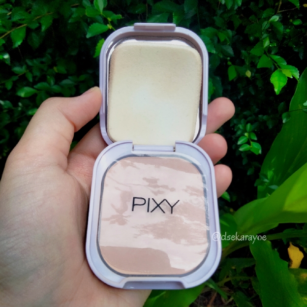 Airy Stay Two Way Cake - C21 Light Ivory imgfdn-69261a85-ec1c-4241-af0e-0b950adf7e87