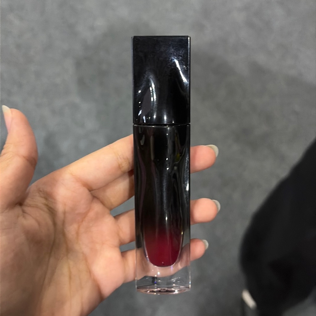 Stellar Dust Lip Stain - 05 Electra imgfdn-880358b3-2eba-47b7-ada0-a7091b2bf4f0