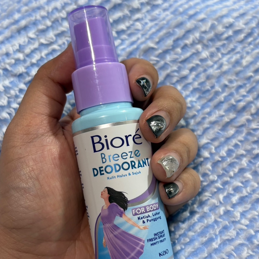 Breeze Deodorant Instant Fresh Spray - Minty Fruity imgfdn-79617f39-1d1f-439a-9b24-f9eb374e02dd