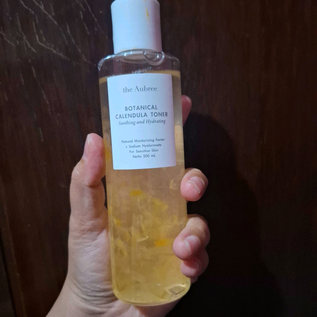 Botanical Calendula Toner imgfdn-1069e136-f885-431f-9948-88f778c5ce46