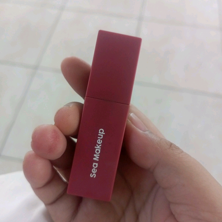 Lacquer Shake Lip Ink - Negroni imgfdn-6e9524da-001a-4115-a310-928e65e6b832