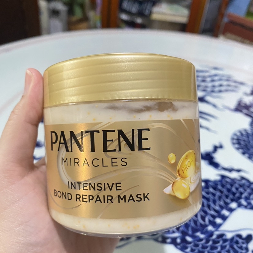 Miracles Intensive Bond Repair Mask imgfdn-91bf98fa-52e1-4131-80de-ceef0018c9d1